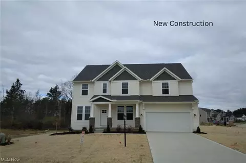 2789 Weeping Pine Dr, Medina, OH 44256