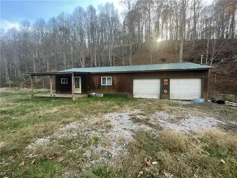 4623 Brushy Frk, Berea, WV 26456