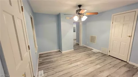 1229 W 7th St, Lorain, OH 44052 photo 11