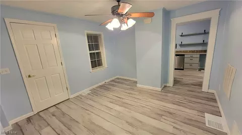 1229 W 7th St, Lorain, OH 44052 photo 12