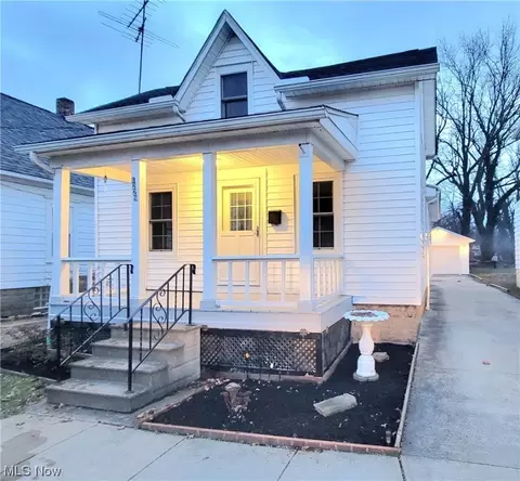 1229 W 7th St, Lorain, OH 44052
