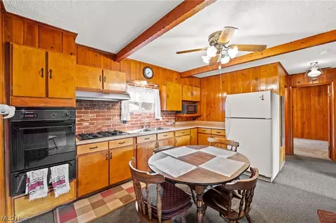 7221 Euclid Chardon Rd, Kirtland, OH 44094 photo 12