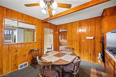7221 Euclid Chardon Rd, Kirtland, OH 44094 photo 10