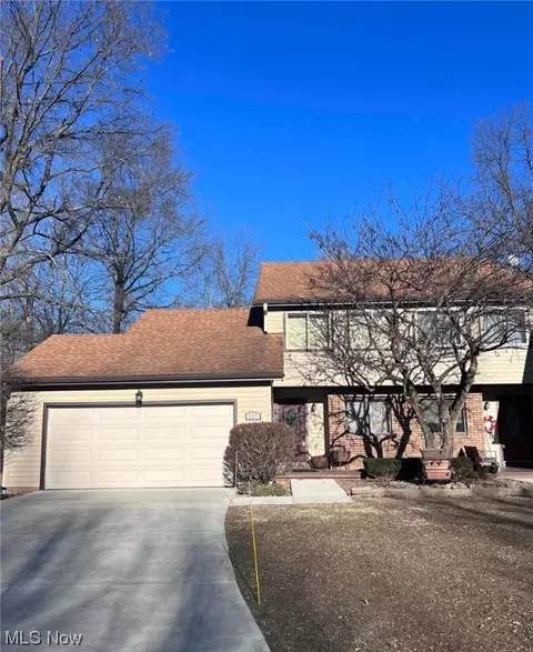 117 Topaz, Cortland, OH 44410