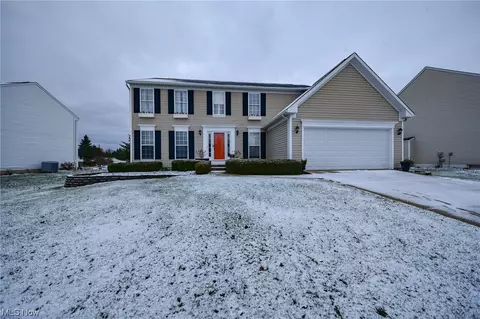 5963 Triple Crown Dr, Medina, OH 44256