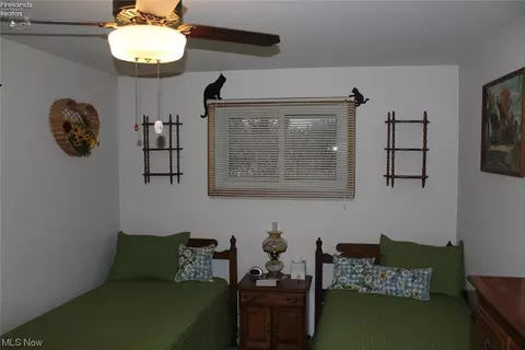 7050 Freeland Dr, Elyria, OH 44035 photo 6