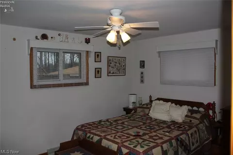 7050 Freeland Dr, Elyria, OH 44035 photo 5
