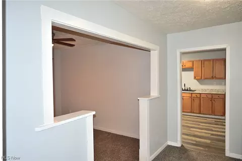 1528 W 30th St, Ashtabula, OH 44004 photo 8