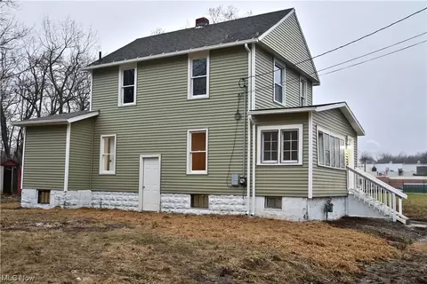 1528 W 30th St, Ashtabula, OH 44004 photo 3