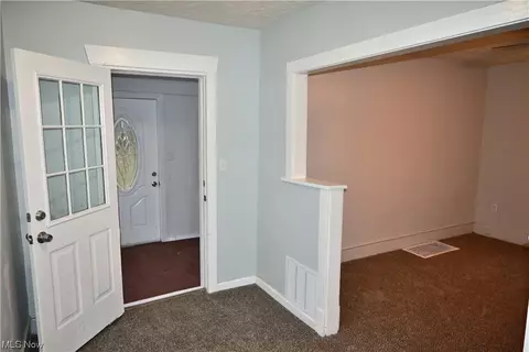 1528 W 30th St, Ashtabula, OH 44004 photo 6