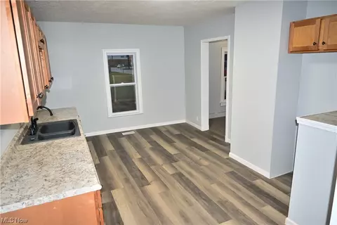 1528 W 30th St, Ashtabula, OH 44004 photo 12
