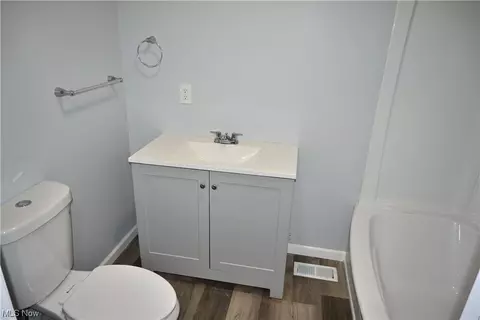 1528 W 30th St, Ashtabula, OH 44004 photo 14