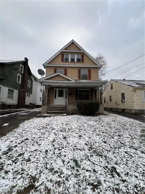 3328 Powers Way, Youngstown, OH 44502