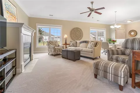 6966 Knight NW, Canton, OH 44708 photo 5