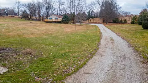 2500 Saint Louisville Rd, Utica, OH 43080