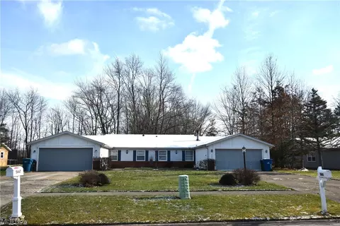5667-5669 Opal St, North Ridgeville, OH 44039