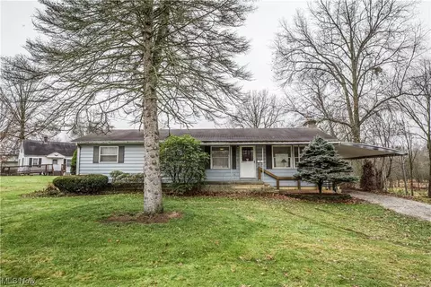 492 Park SE, Brewster, OH 44613