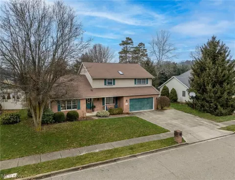1474 Parkdale, Dover, OH 44622
