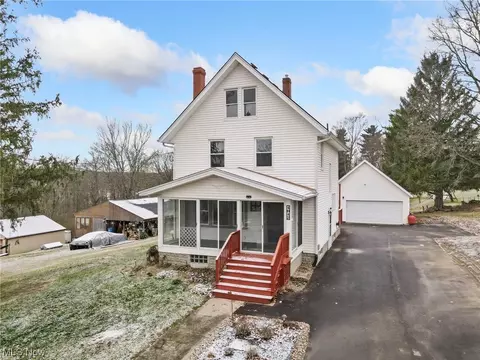 4042 Brookside Ct, Norton, OH 44203