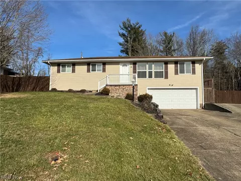10 Hilda Ext, Gallipolis, OH 45631