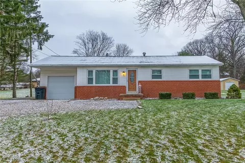 6969 Wren Ave NW, North Canton, OH 44720
