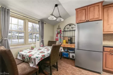 479 Laurel, Berea, OH 44017 photo 10