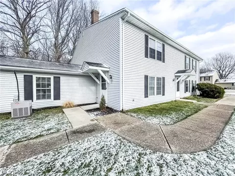 7971 Independence Dr #A, Mentor, OH 44060