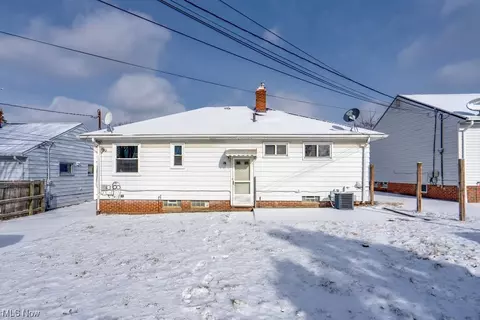 19018 Longview Ave, Maple Heights, OH 44137 photo 30