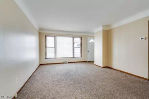 19018 Longview Ave, Maple Heights, OH 44137 photo 5
