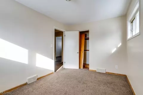 19018 Longview Ave, Maple Heights, OH 44137 photo 21