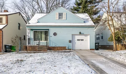 1092 Plainfield Rd, South Euclid, OH 44121