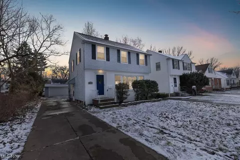3890 Wallingford Rd, South Euclid, OH 44121
