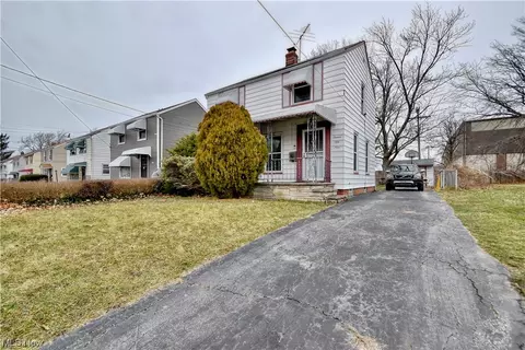 1659 Catalpa Rd, Cleveland, OH 44112