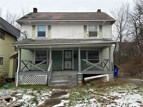 10211 Hilgert, Cleveland, OH 44104