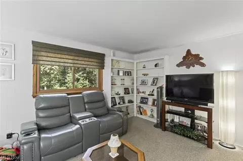Living - 5007 E Viola Ave, Austintown, OH 44515 photo 6 of 6