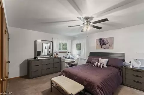 Bedroom - 5007 E Viola Ave, Austintown, OH 44515 photo 2 of 5