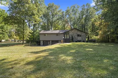 Exterior - 5007 E Viola Ave, Austintown, OH 44515 photo 8 of 11