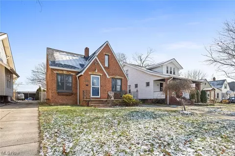 4197 W 212th, Fairview Park, OH 44126