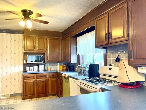 14804 Eby Rd, Creston, OH 44217 photo 9