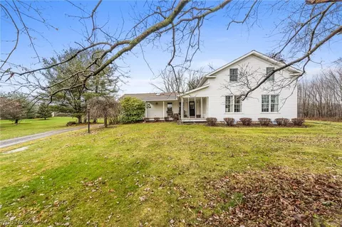 14641 Ford Rd, Madison, OH 44057