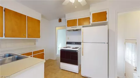 804 Kickapoo Ave, Akron, OH 44305 photo 6