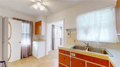 804 Kickapoo Ave, Akron, OH 44305 photo 5