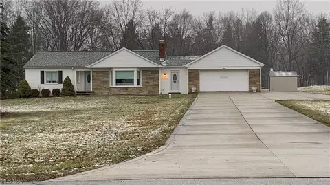 18375 Alexander Rd, Walton Hills, OH 44146