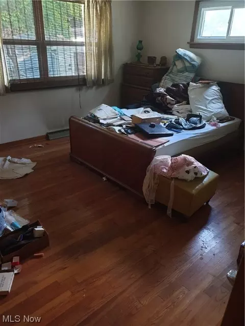 1597 Hyde Park, Akron, OH 44310 photo 3