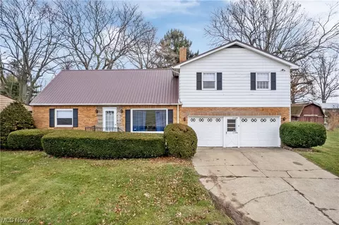 2438 Oil City Rd, Wooster, OH 44691