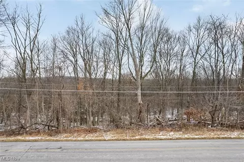 18386 Warwick, Marshallville, OH 44645