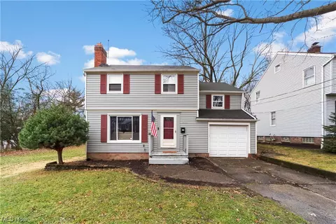 1800 Donwell Dr, South Euclid, OH 44121