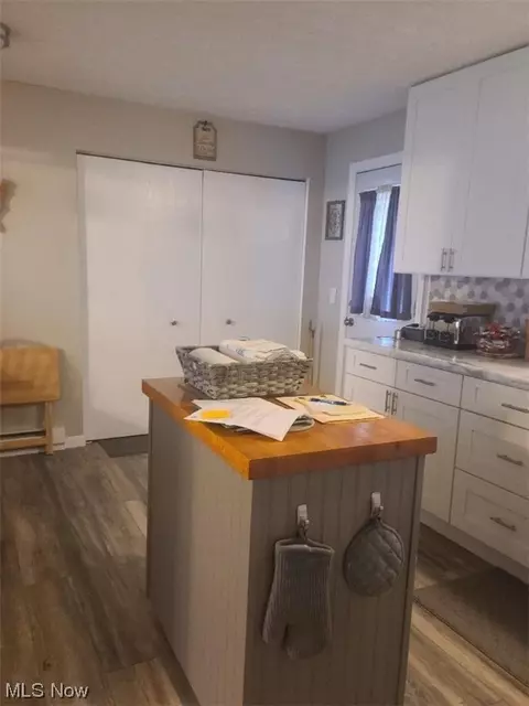 373 Hatton, Andover, OH 44003 photo 6