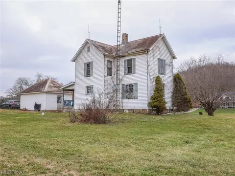 12432 Glasgow Rd SW, Port Washington, OH 43837