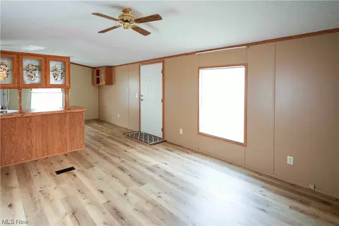 156 Oakwood Dr, Beloit, OH 44609 photo 11